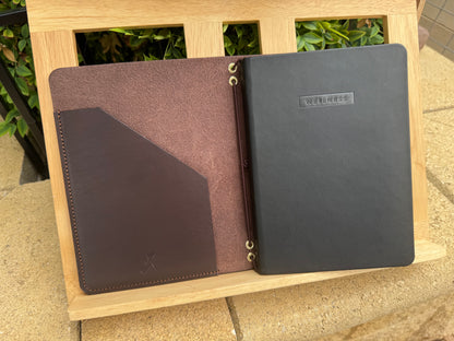 Commonplace Pocket Bifold (B6)