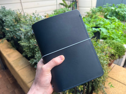 Narrator Pocket Bifold (A5)
