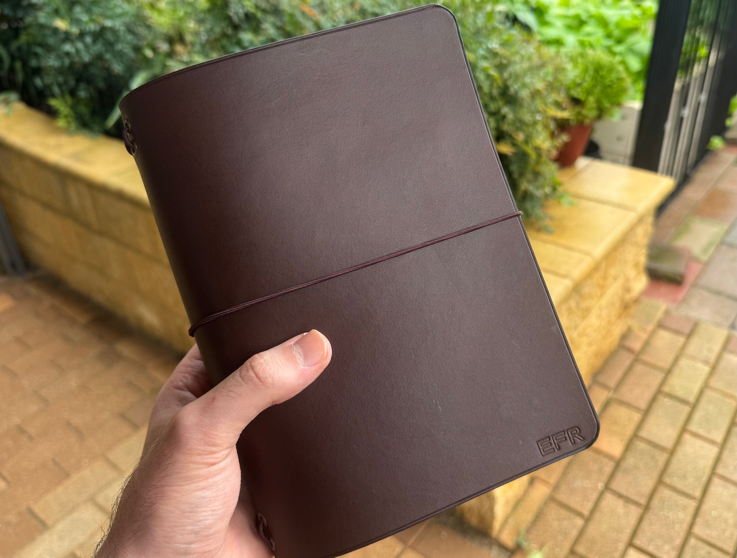 Narrator Bifold (A5)