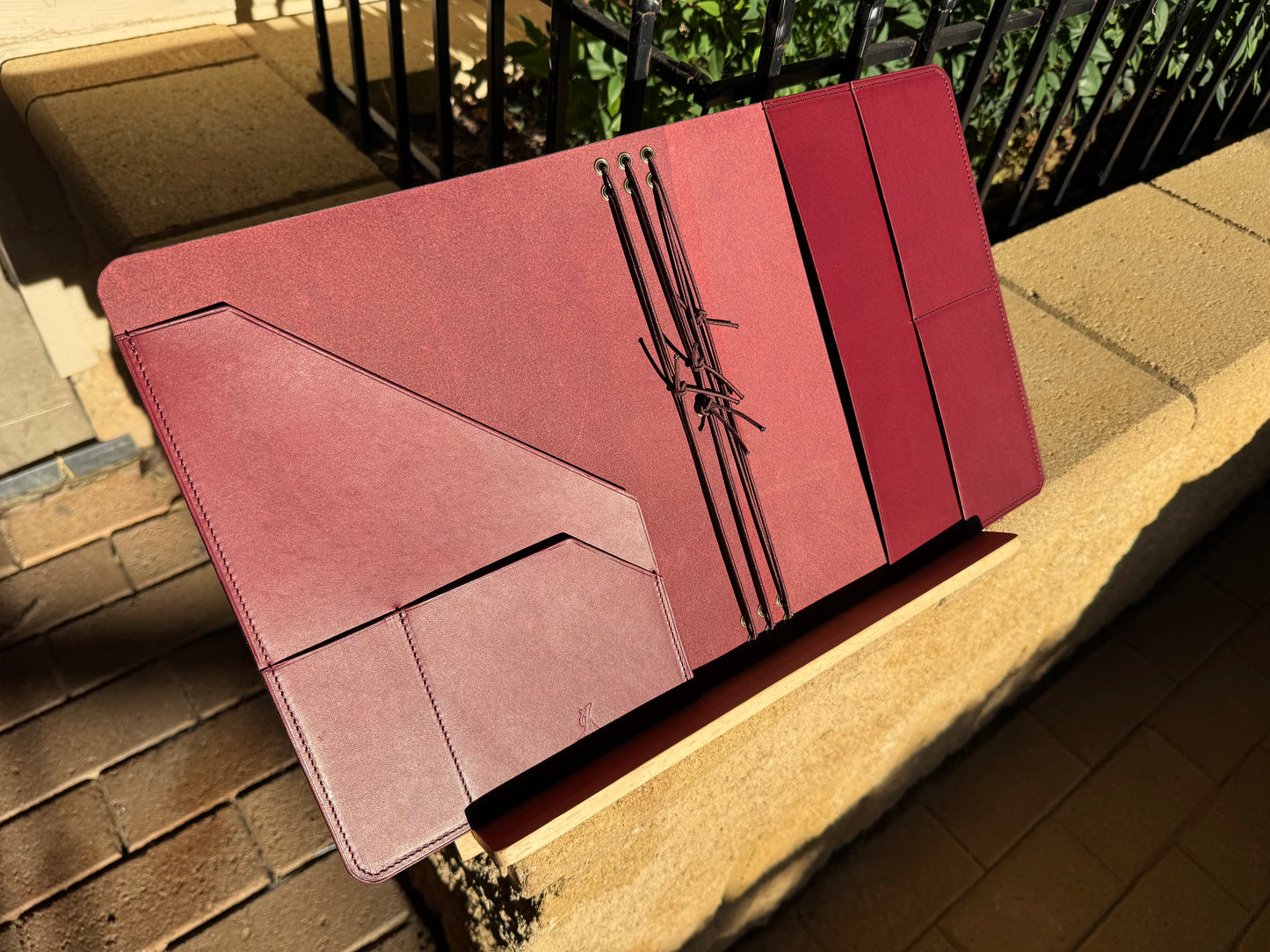 Extra Large Bifold Pocket