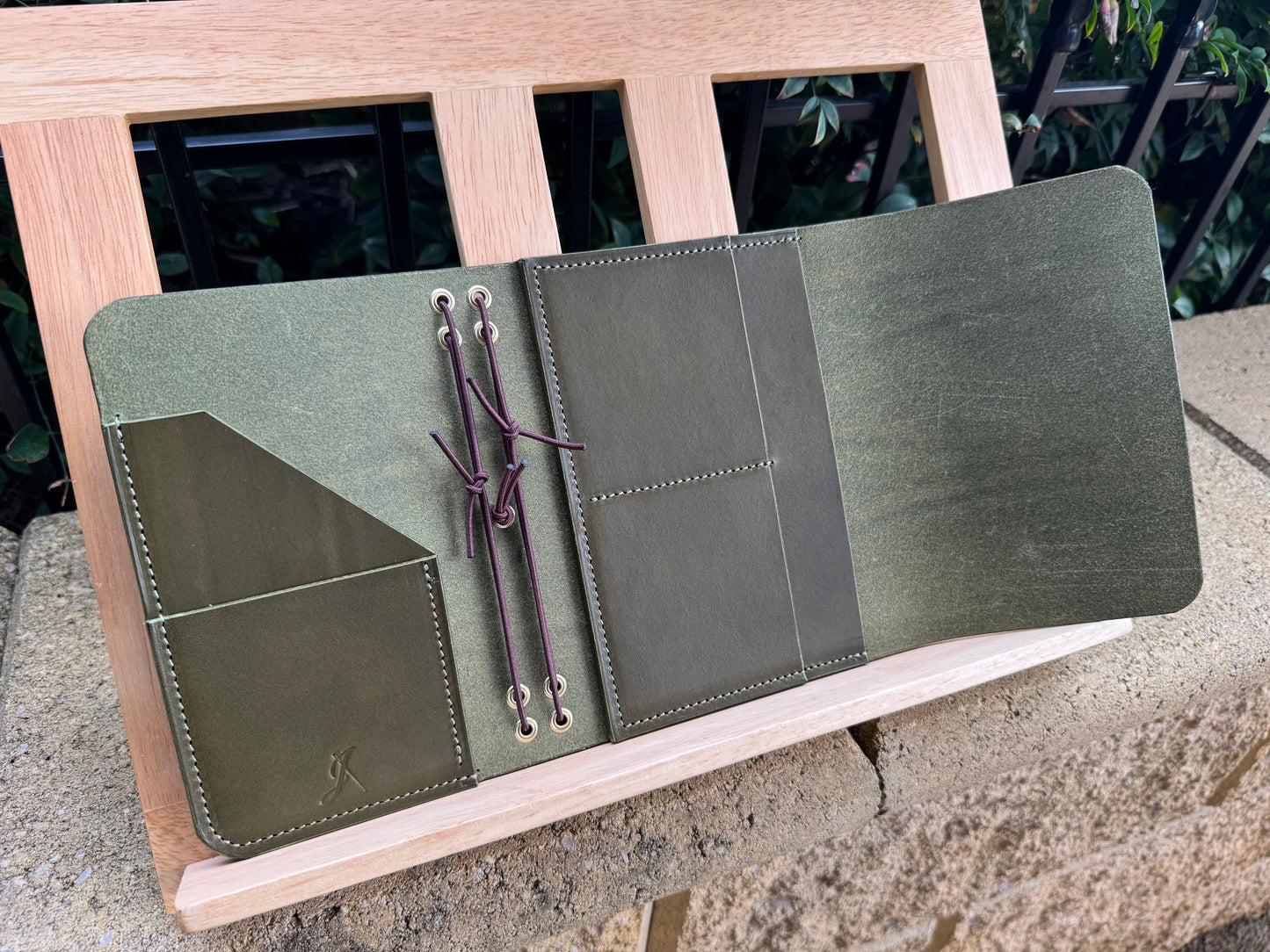 Companion Pocket Trifold (A6)