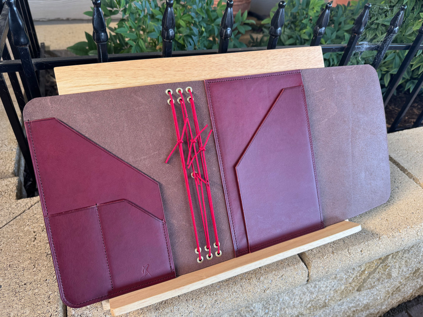 Memoir Pocket Trifold (A5)