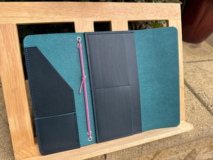 Weeks Pocket Trifold