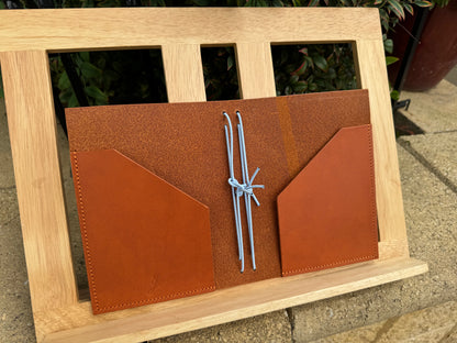 Capture Pocket Bifold (A6)