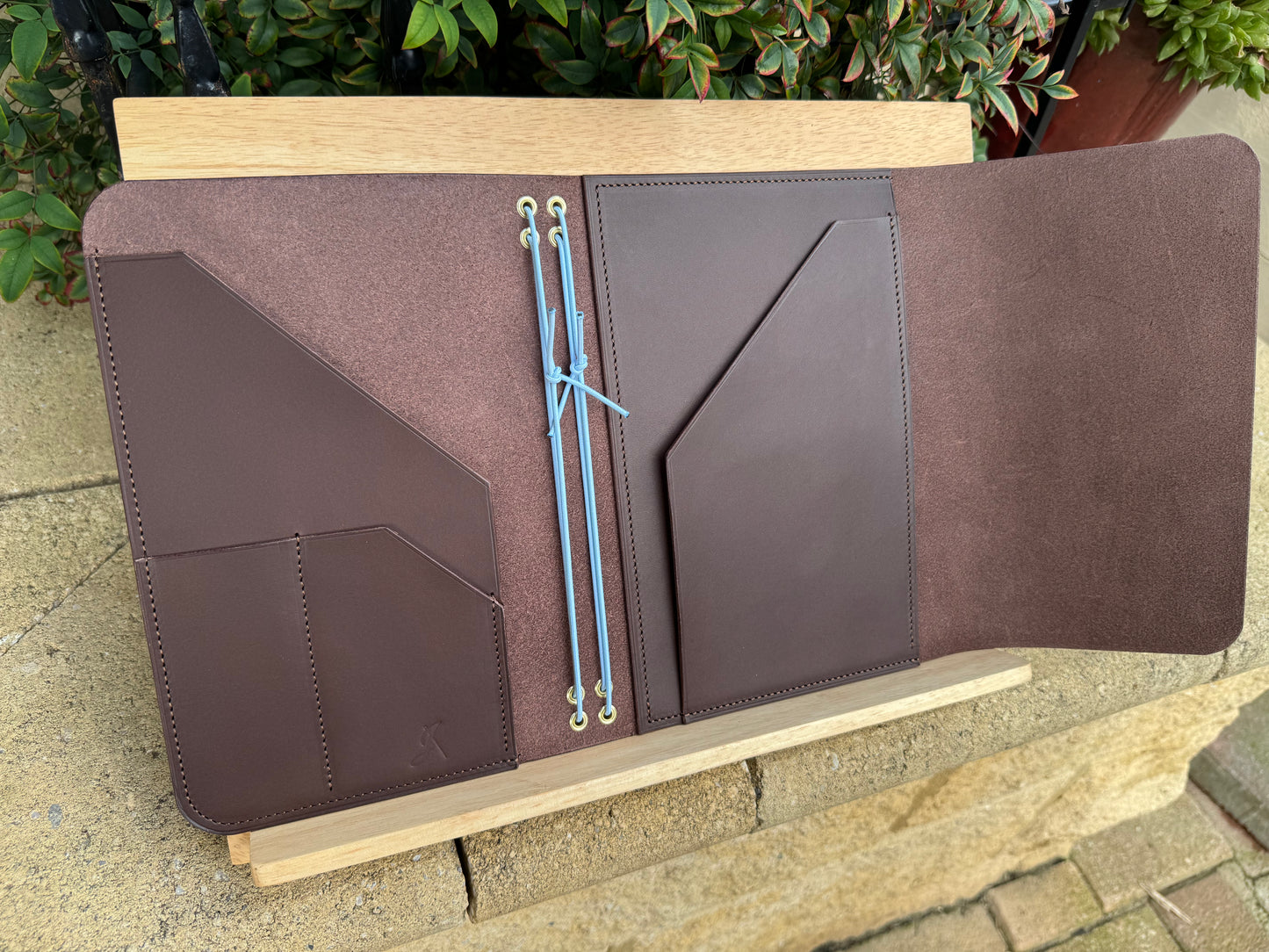 Memoir Pocket Trifold (A5)