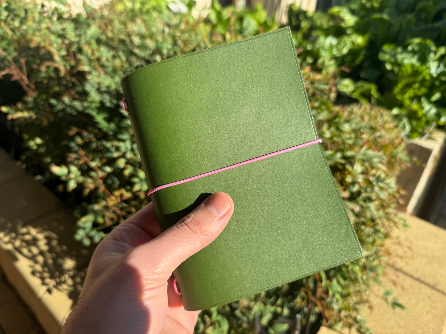 Capture Bifold (A6)