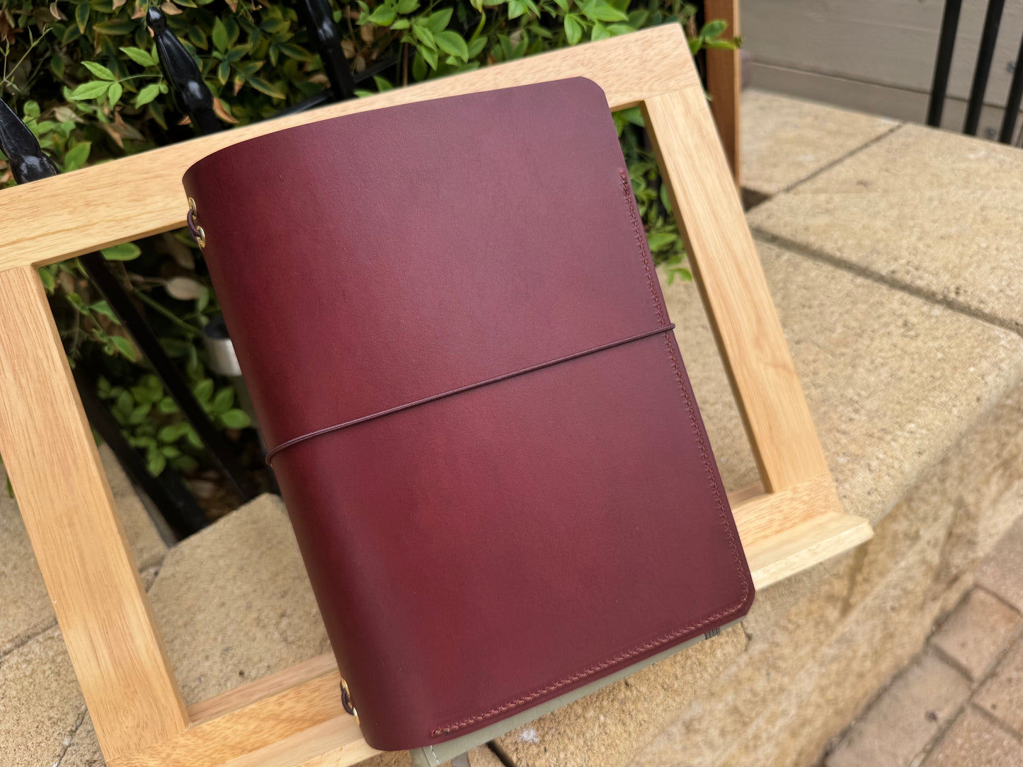 Narrator Pocket Bifold (A5)